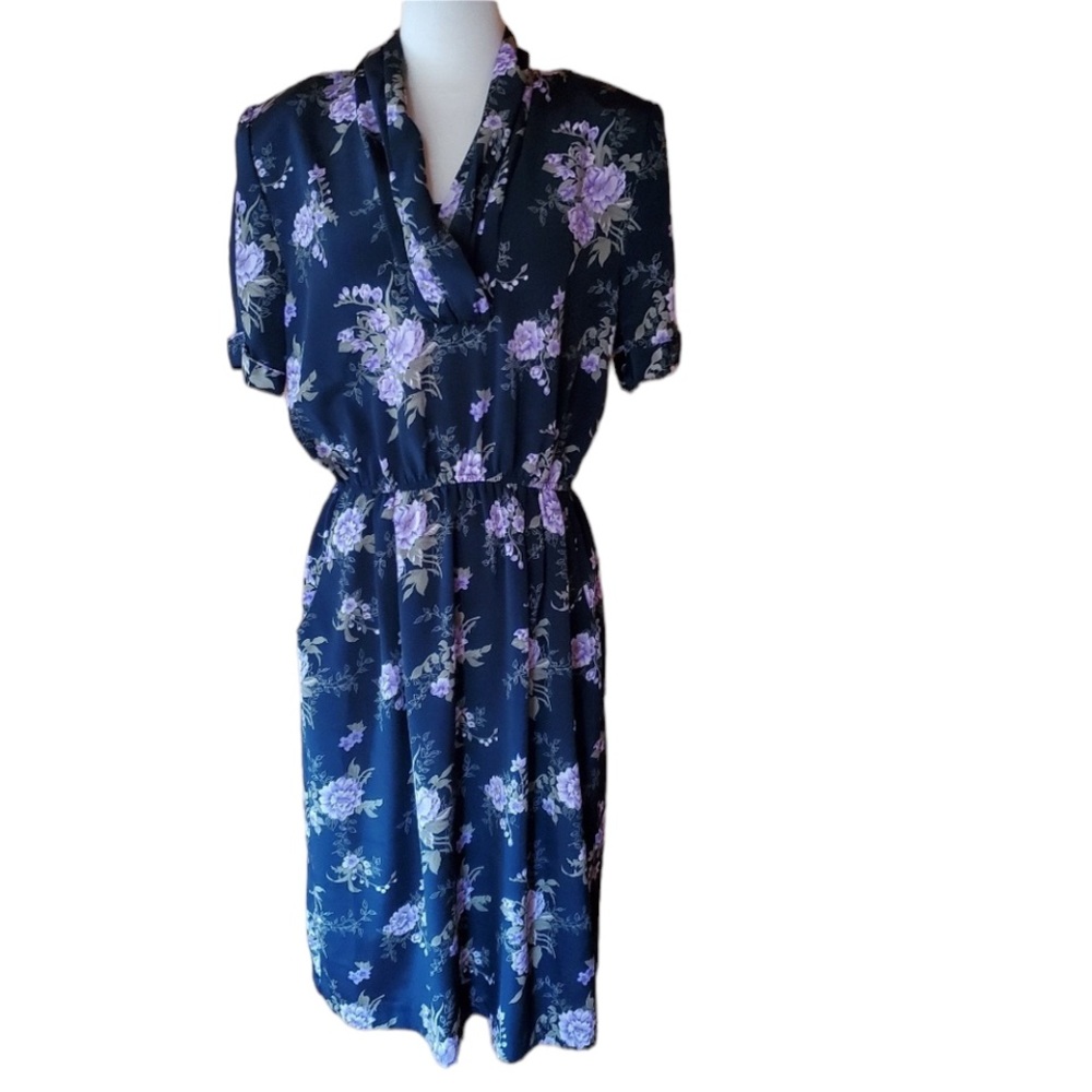 1980s Pellini Petites Dark Navy & Purple Floral D